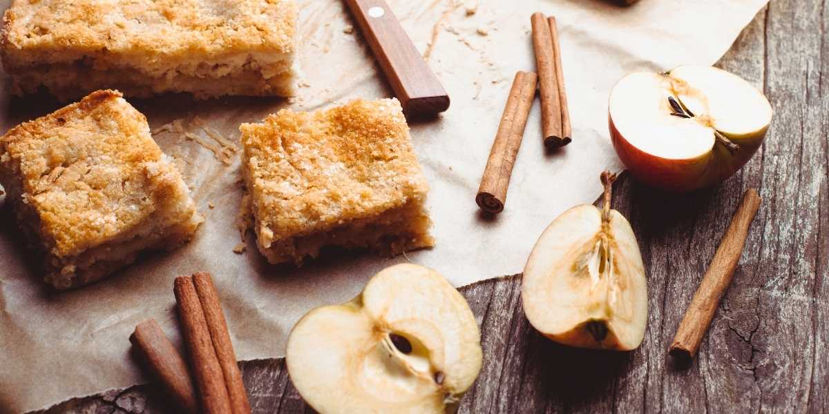 gâteau de pommes à la cannelle